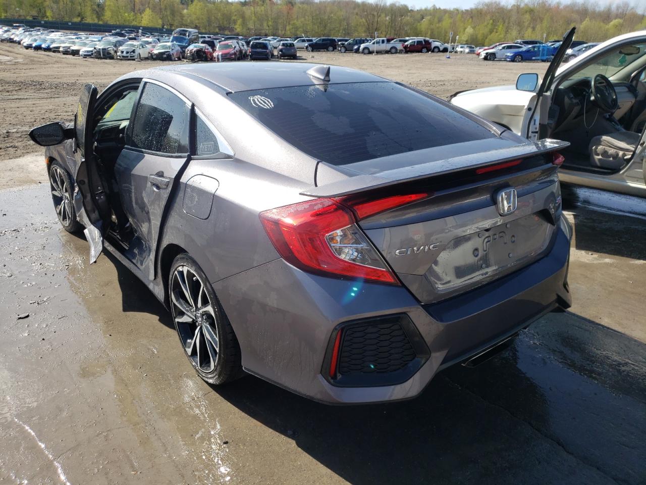 Photo 3 from auction – 2018 HONDA CIVIC SI with VIN 2HGFC1E56JH706240