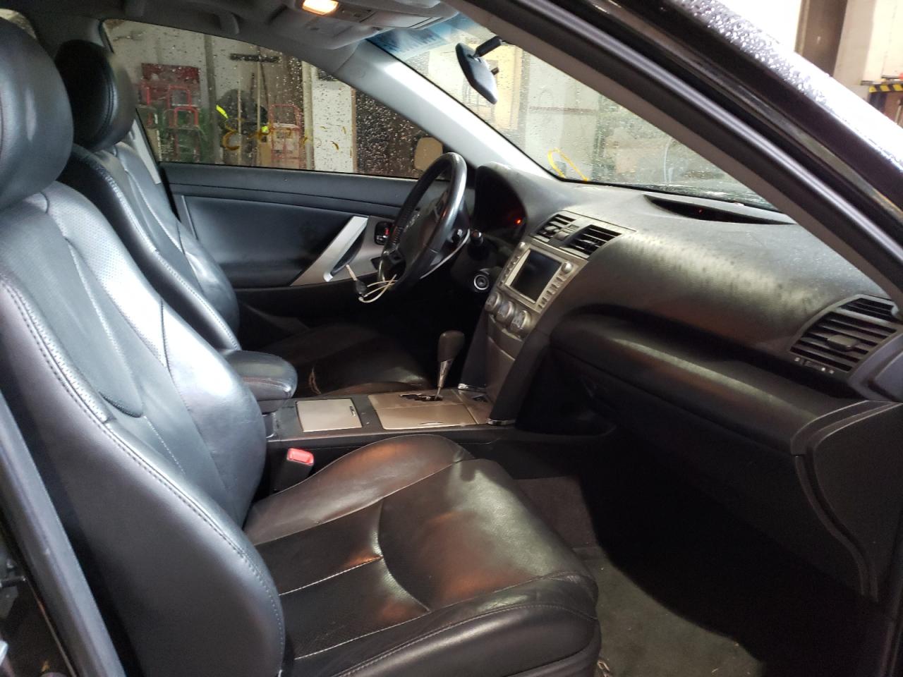 Photo 5 from auction – 2011 TOYOTA CAMRY SE with VIN 4T1BK3EK7BU124949