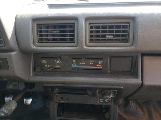 Photo 9 from auction – 1987 TOYOTA PICKUP XTR with VIN JT4RN56S9H7008129