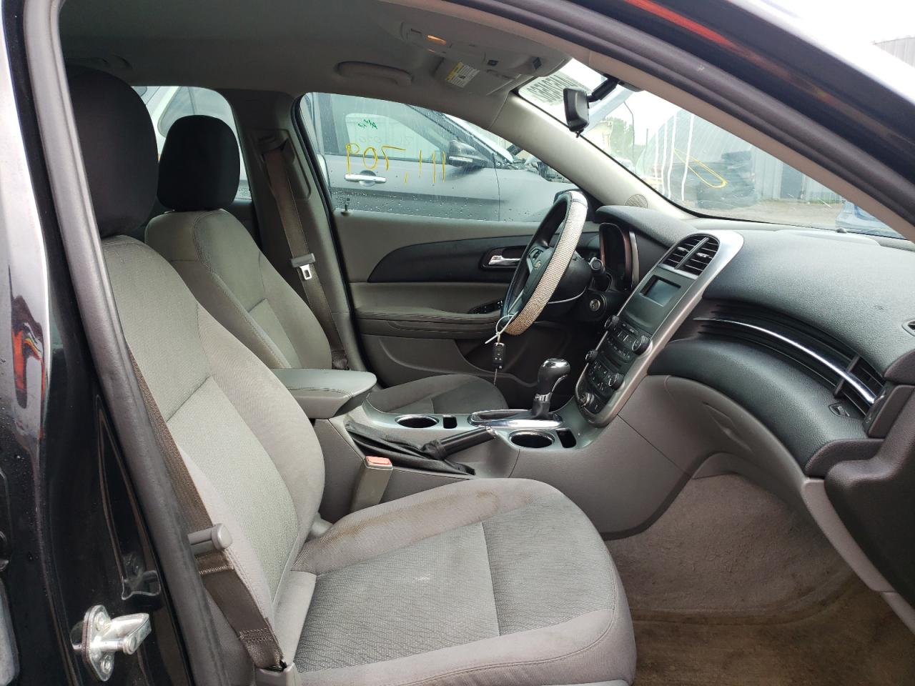 Photo 5 from auction – 2015 CHEVROLET MALIBU LS with VIN 1G11B5SL4FF242453