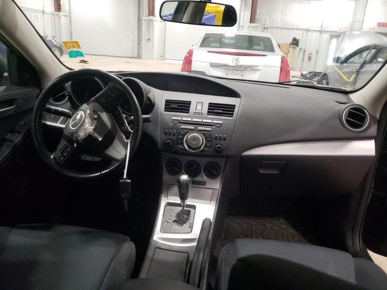 Photo 9 from auction – 2011 MAZDA 3 S with VIN JM1BL1U54B1378475