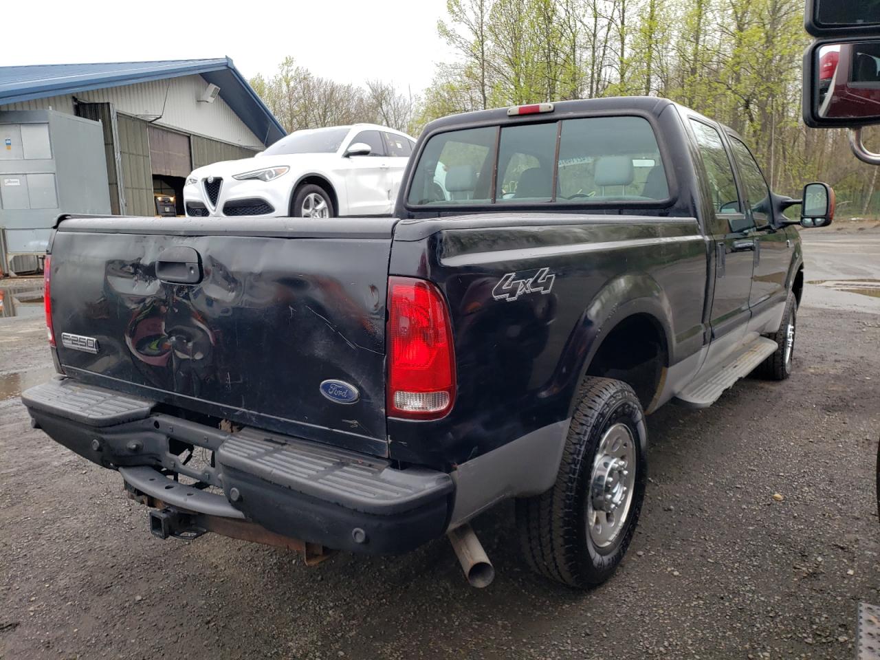 Photo 4 from auction – 2005 FORD F250 SUPER with VIN 1FTSW21535EB88665
