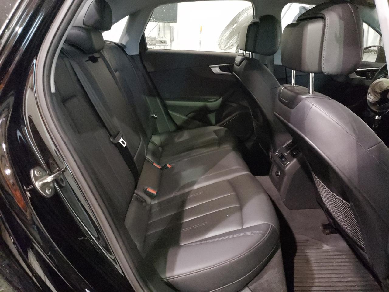 Photo 6 from auction – 2017 AUDI A4 PREMIUM with VIN WAUENAF4XHN066445