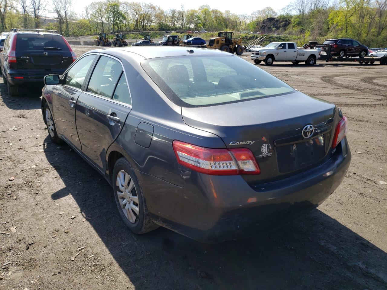 Photo 3 from auction – 2010 TOYOTA CAMRY with VIN 4T1BF3EKXAU033547