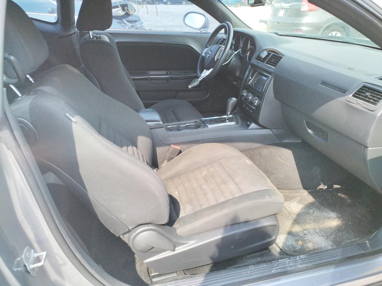 Photo 5 from auction – 2014 DODGE CHALLENGER with VIN 2C3CDYAG1EH209752