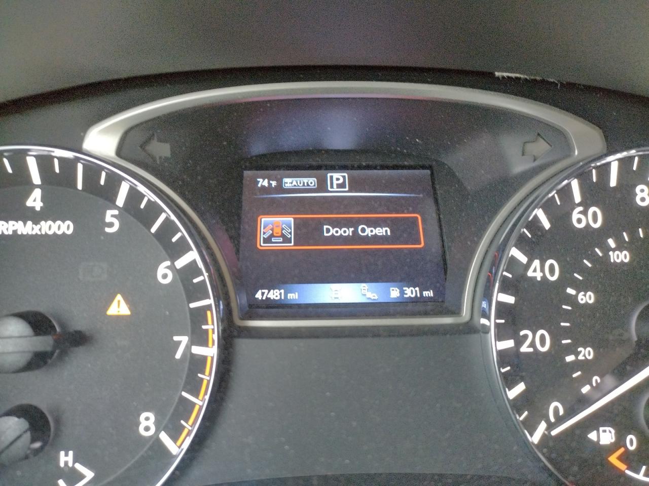 Photo 8 from auction – 2017 NISSAN PATHFINDER with VIN 5N1DR2MM9HC908159