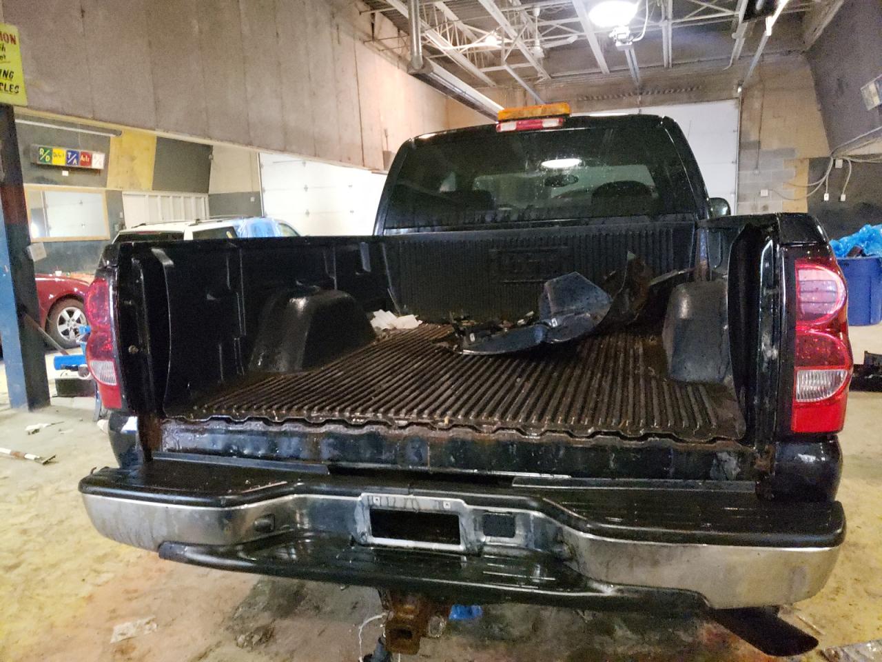 Photo 6 from auction – 2007 CHEVROLET SILVERADO with VIN 1GCHK29U27E128316