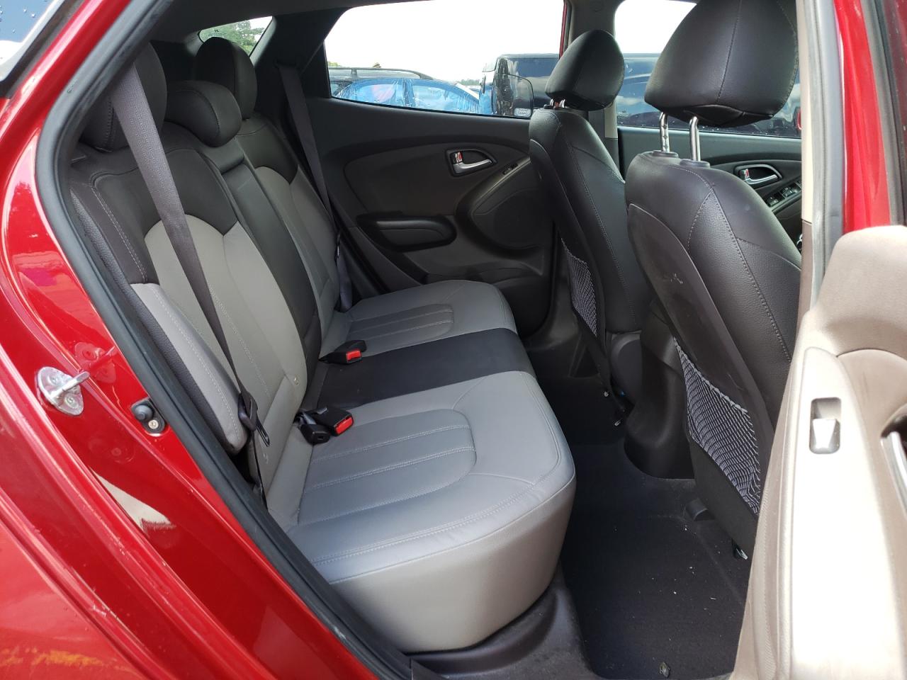 Photo 6 from auction – 2011 HYUNDAI TUCSON GLS with VIN KM8JUCAC7BU171659