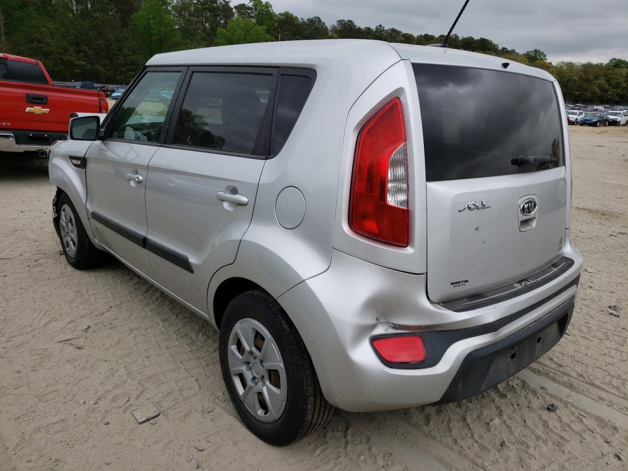 Photo 3 from auction – 2012 KIA SOUL with VIN KNDJT2A56C7439023