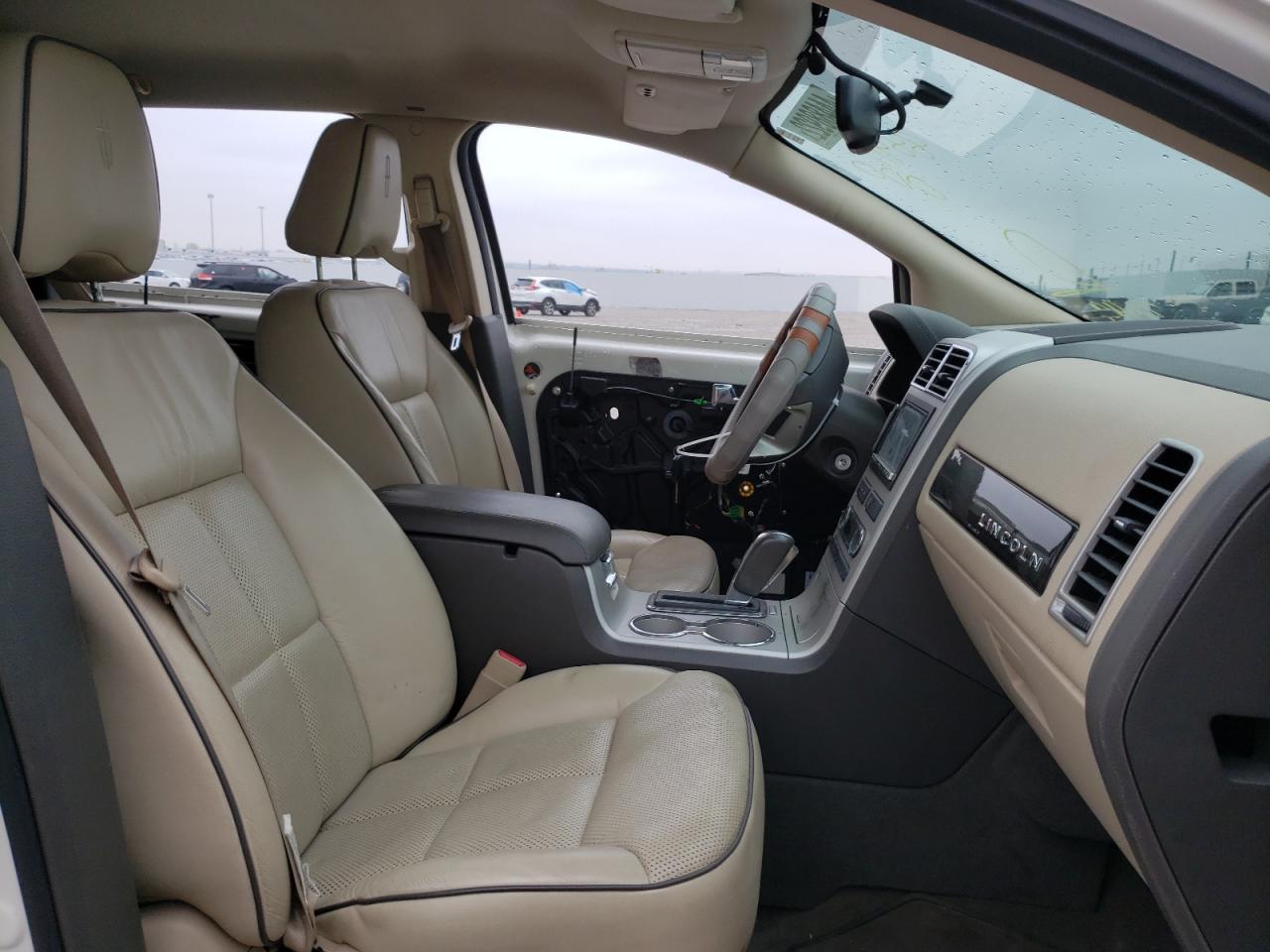Photo 5 from auction – 2008 LINCOLN MKX with VIN 2LMDU68C58BJ33399