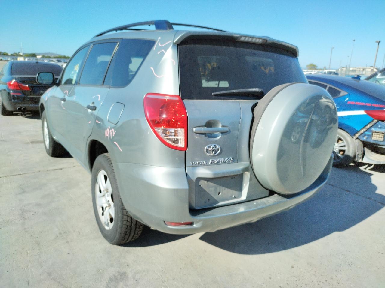 Photo 3 from auction – 2008 TOYOTA RAV4 with VIN JTMZD33V985107535