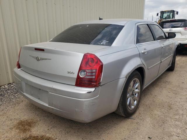Photo 4 from auction – 2008 CHRYSLER 300 LX with VIN 2C3KA43R48H191697