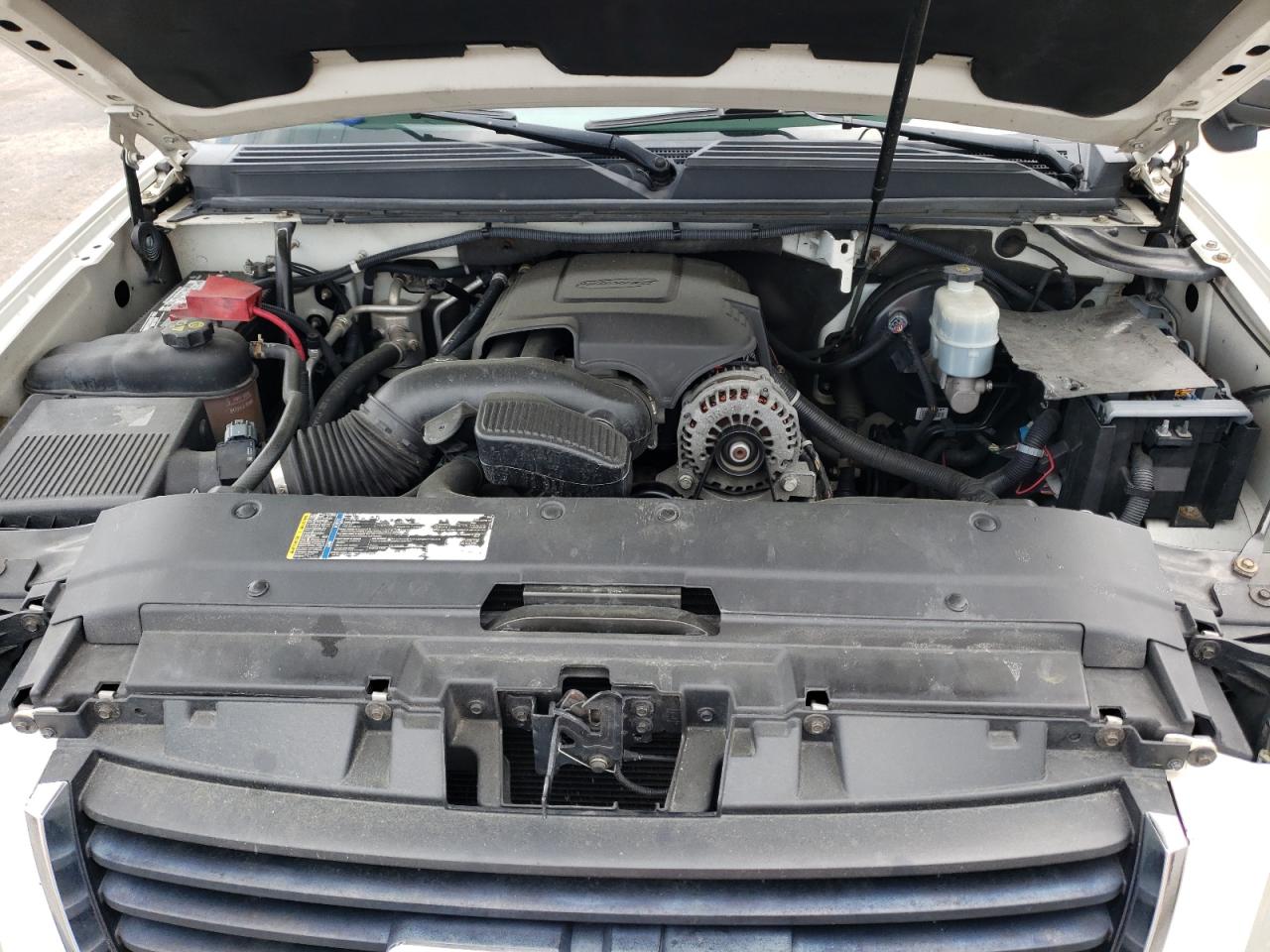 Photo 7 from auction – 2011 GMC YUKON SLT with VIN 1GKS2CE06BR109465