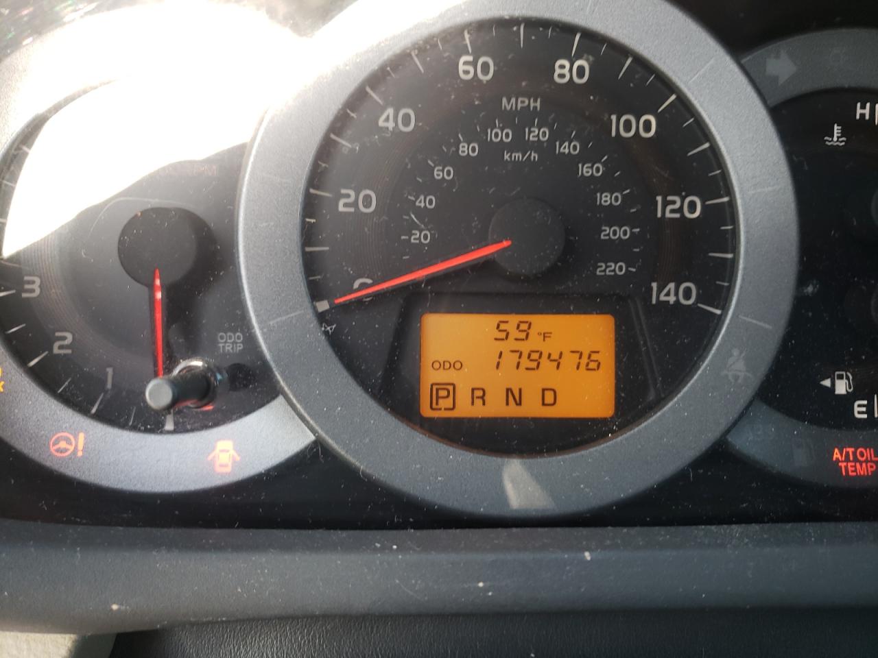 Photo 8 from auction – 2010 TOYOTA RAV4 with VIN 2T3BF4DV5AW067226