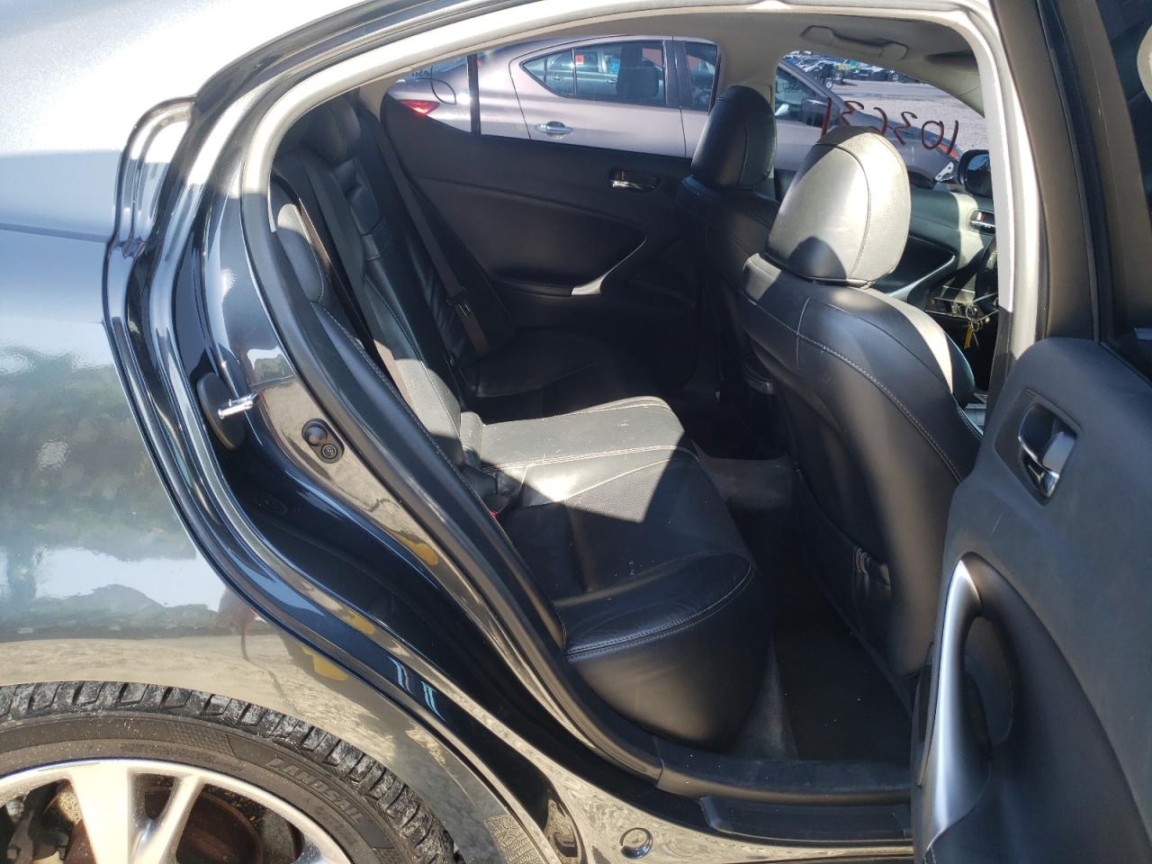 Photo 6 from auction – 2010 LEXUS IS 250 with VIN JTHBF5C22A5126364