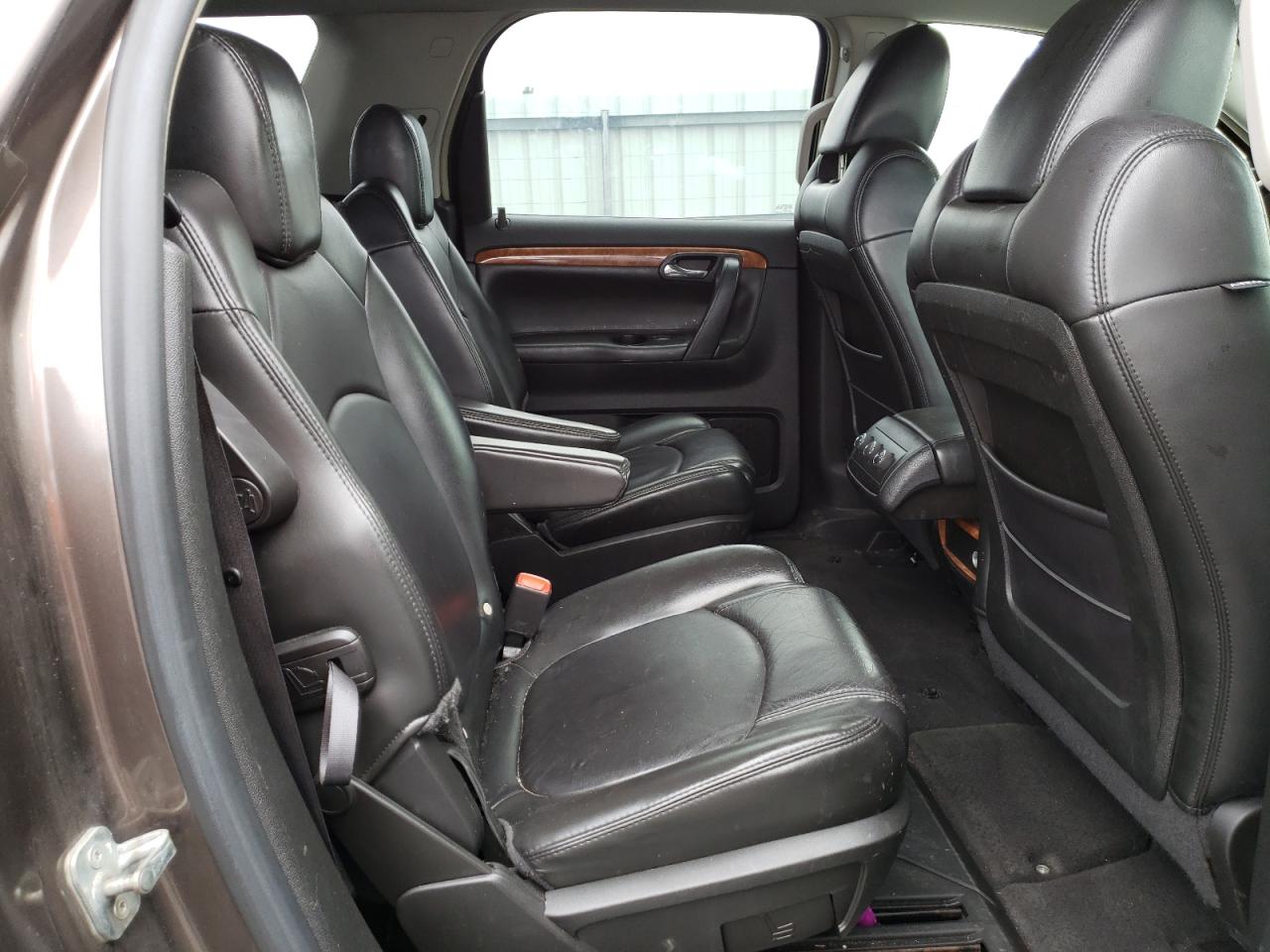 Photo 6 from auction – 2008 SATURN OUTLOOK XR with VIN 5GZER23758J303473
