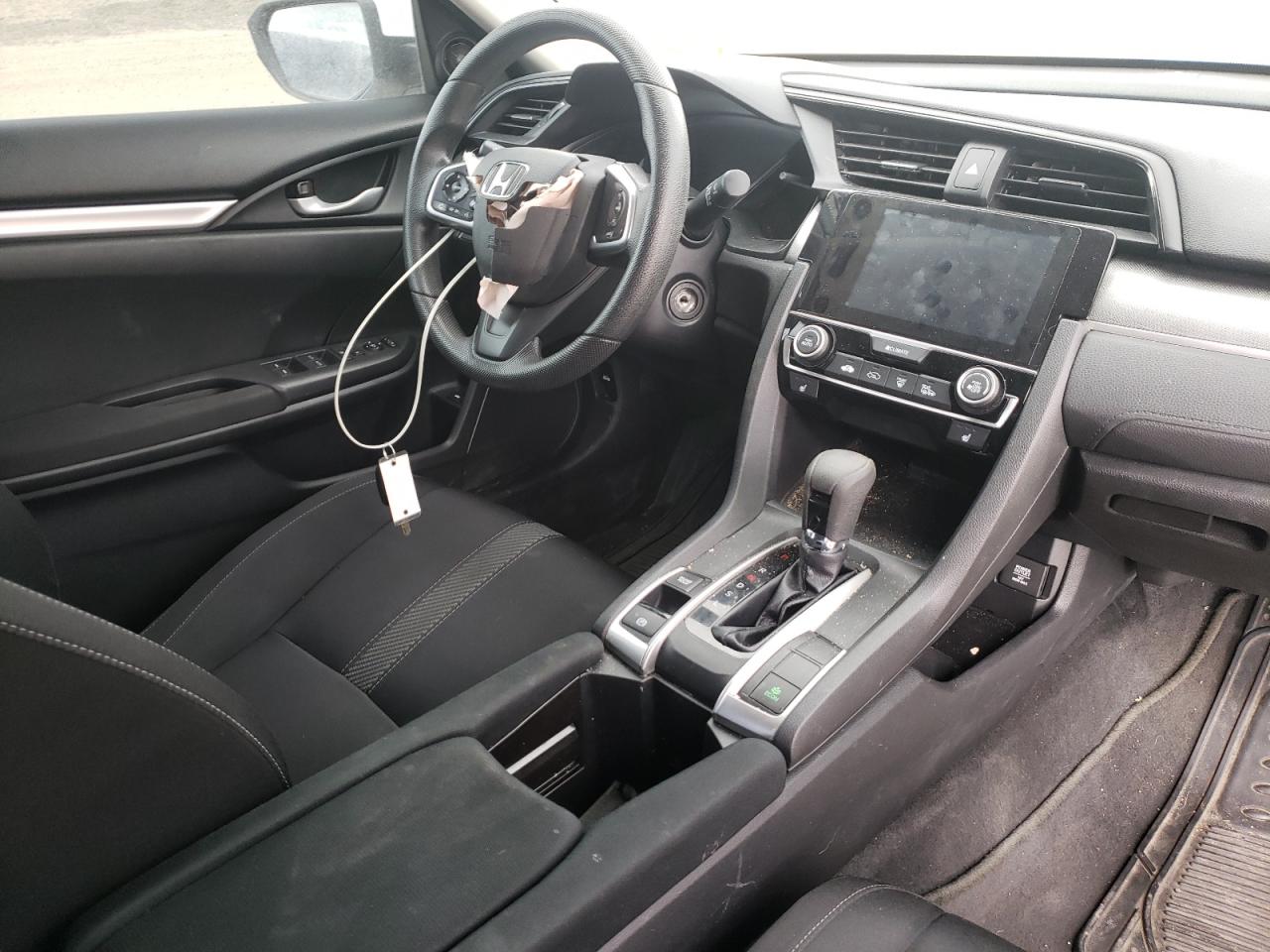 Photo 9 from auction – 2018 HONDA CIVIC LX with VIN 2HGFC2F57JH025038