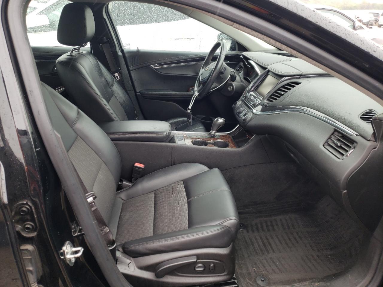 Photo 5 from auction – 2015 CHEVROLET IMPALA LT with VIN 1G1125S3XFU134656