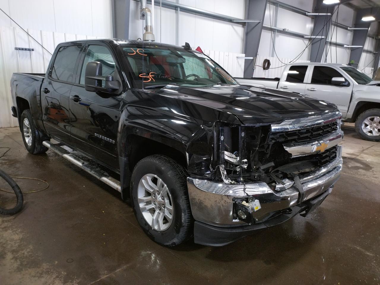 CHEVROLET SILVERADO 2016 with VIN 3GCUKREC2GG165833 - Photo from auction