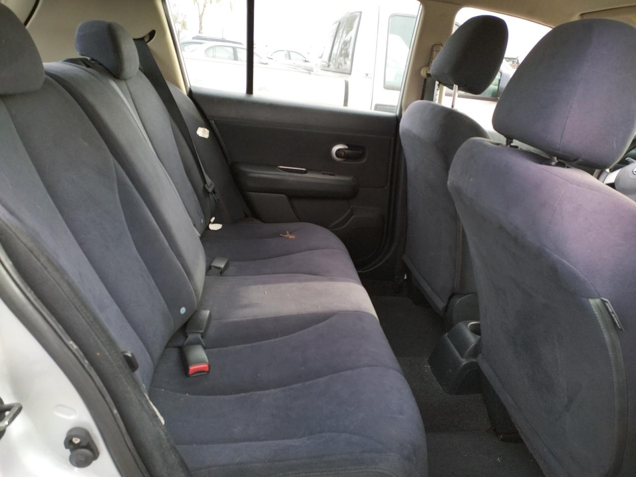 Photo 6 from auction – 2008 NISSAN VERSA S with VIN 3N1BC13E98L383256