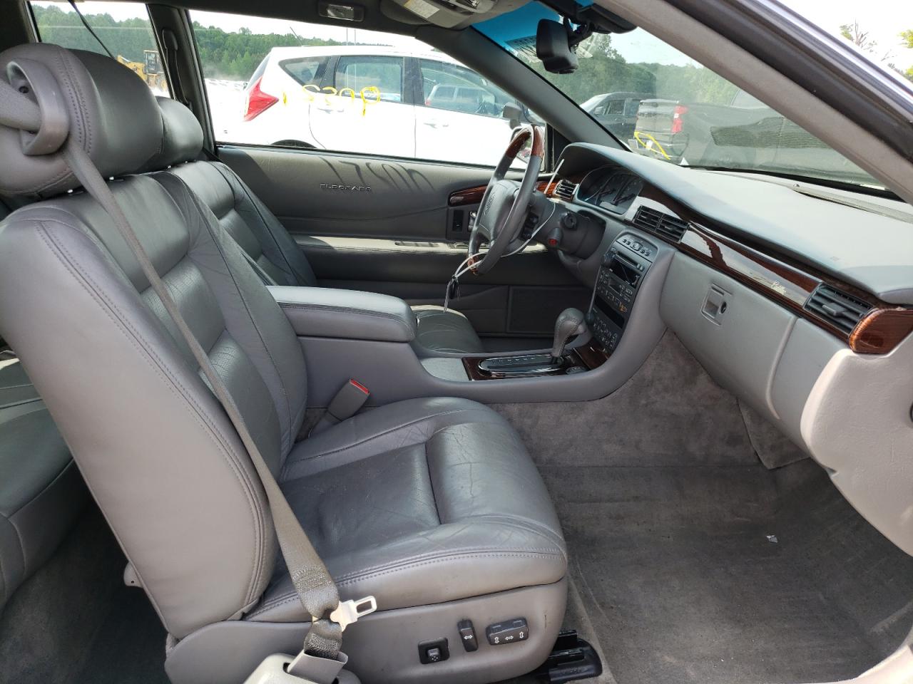 Photo 5 from auction – 2001 CADILLAC ELDORADO T with VIN 1G6ET12961B102796