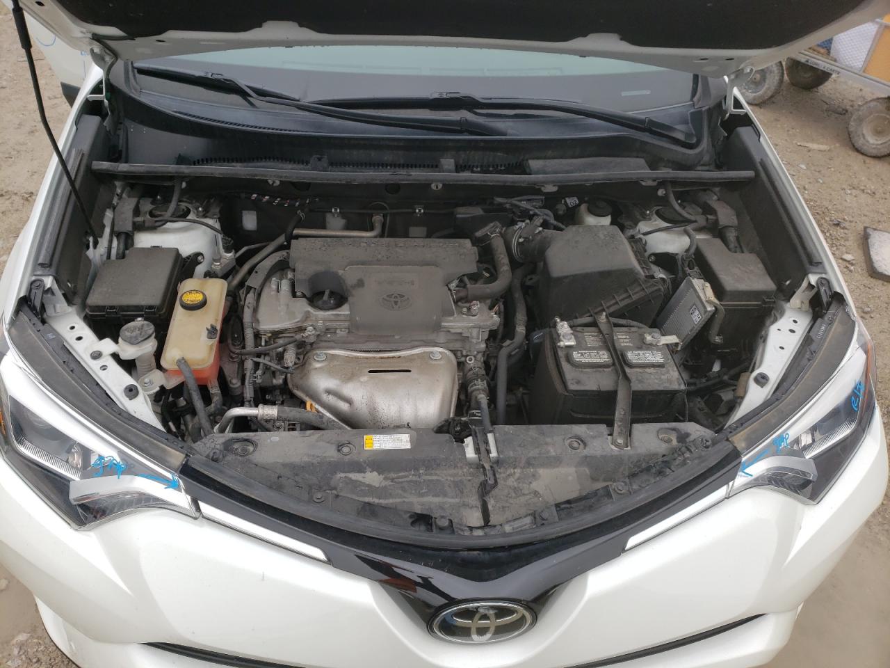 Photo 7 from auction – 2017 TOYOTA RAV4 LIMIT with VIN 2T3DFREV5HW641905