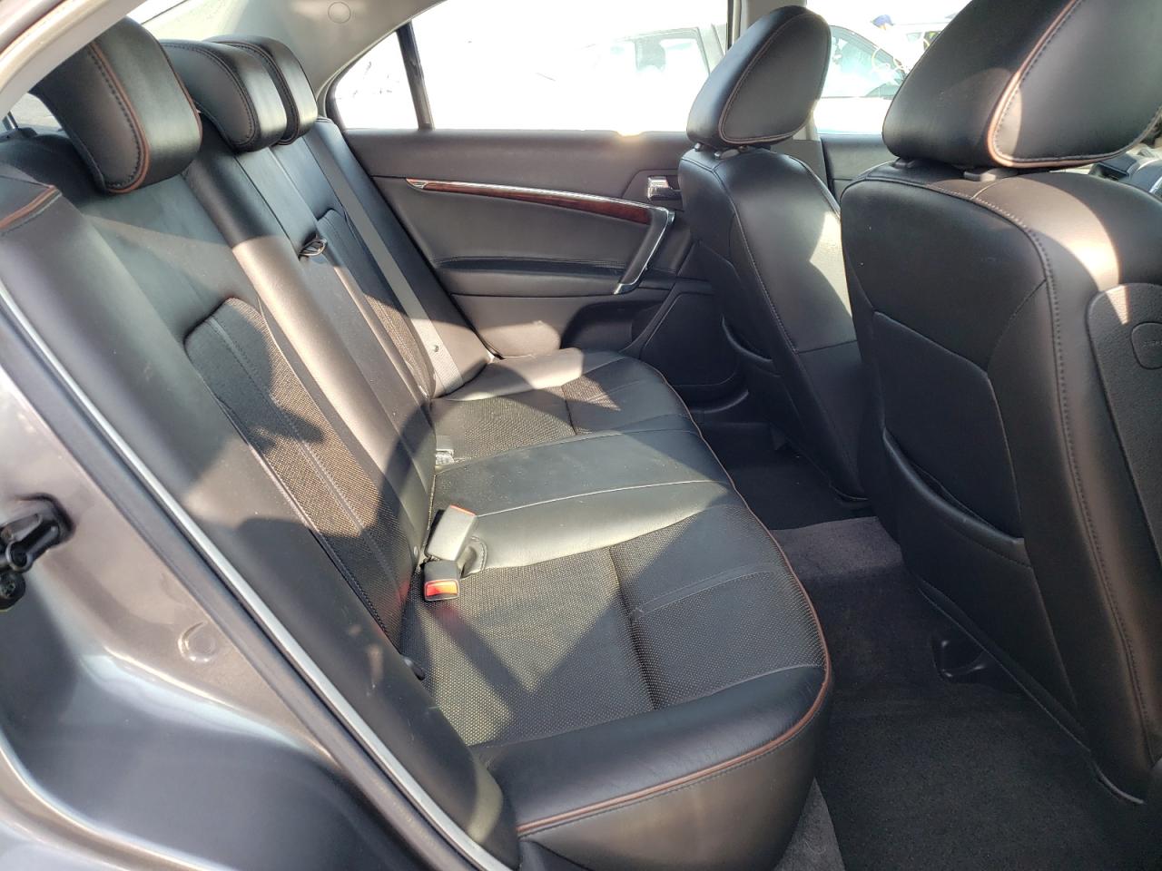 Photo 6 from auction – 2010 LINCOLN MKZ with VIN 3LNHL2JC4AR627280