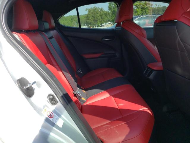 Photo 6 from auction – 2019 LEXUS UX 200 with VIN JTHY3JBH6K2006250