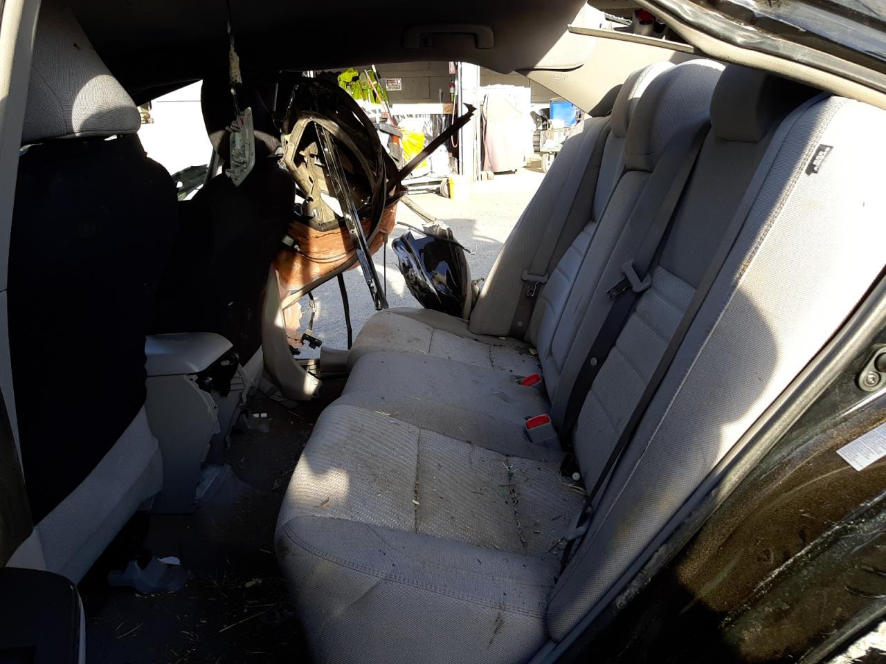 Photo 6 from auction – 2016 TOYOTA CAMRY LE with VIN 4T4BF1FK0GR576956