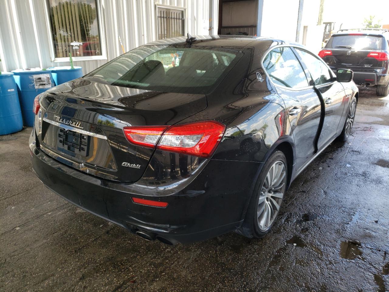 Photo 4 from auction – 2016 MASERATI GHIBLI with VIN ZAM57XSA0G1190639