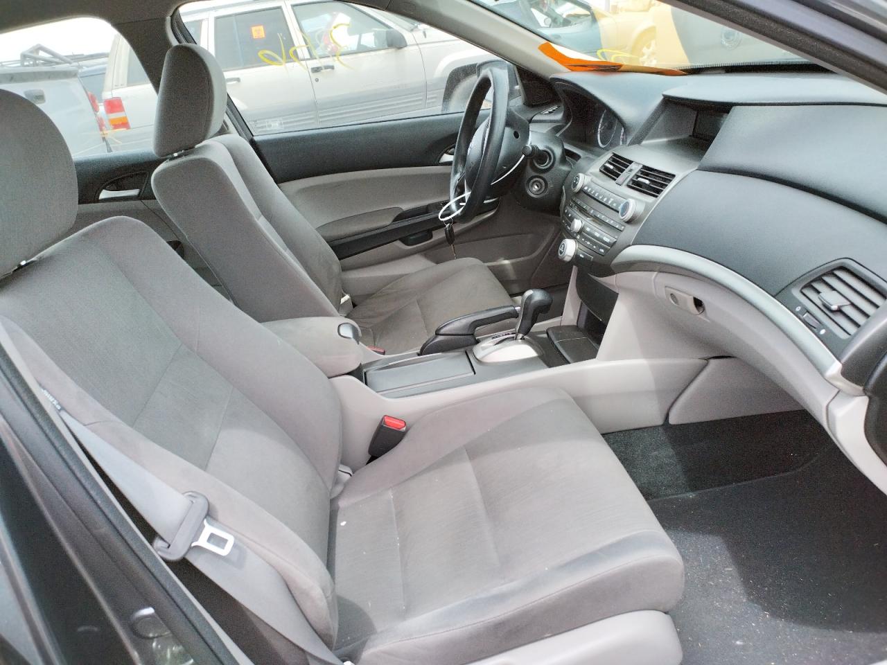 Photo 5 from auction – 2012 HONDA ACCORD LXP with VIN 1HGCP2F45CA182700
