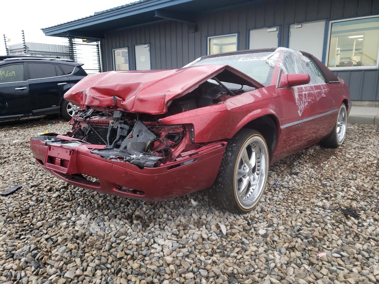 Photo 2 from auction – 1998 CADILLAC ELDORADO with VIN 1G6EL12YXWU609705
