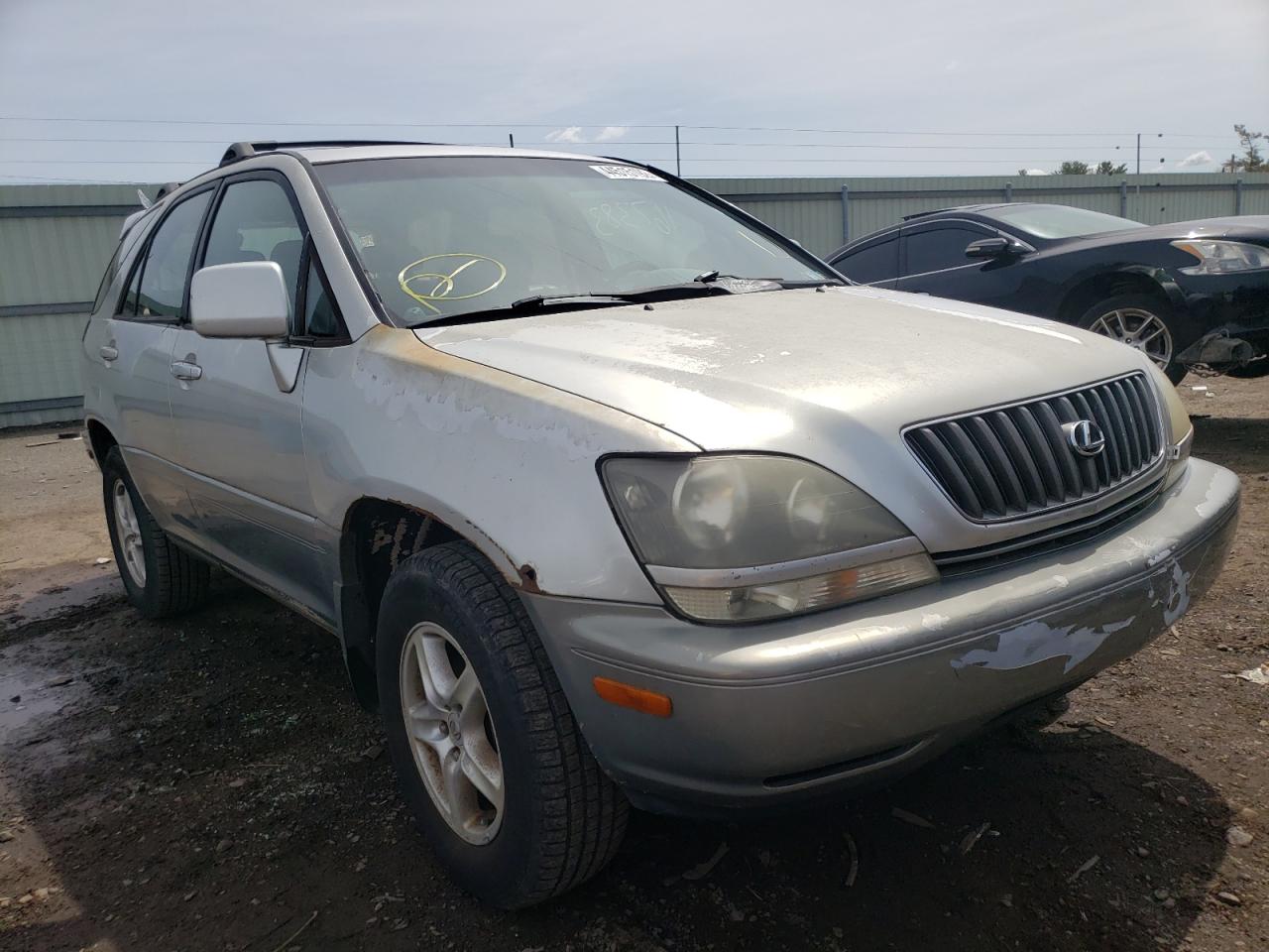 LEXUS RX 300 2000 with VIN JT6HF10U9Y0142831 - Photo from auction