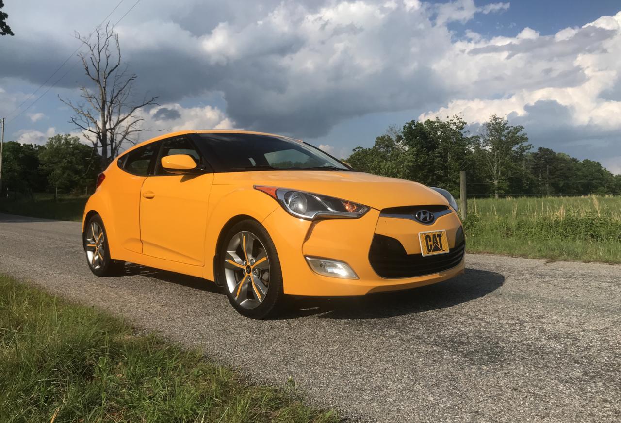 HYUNDAI VELOSTER 2013 with VIN KMHTC6AD4DU121780 - Photo from auction