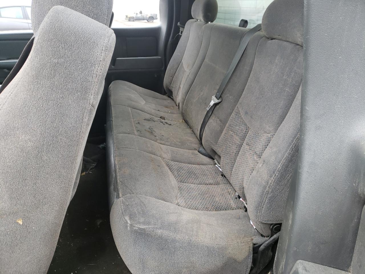 Photo 6 from auction – 2006 CHEVROLET SILVERADO with VIN 1GCEK19B96Z281925