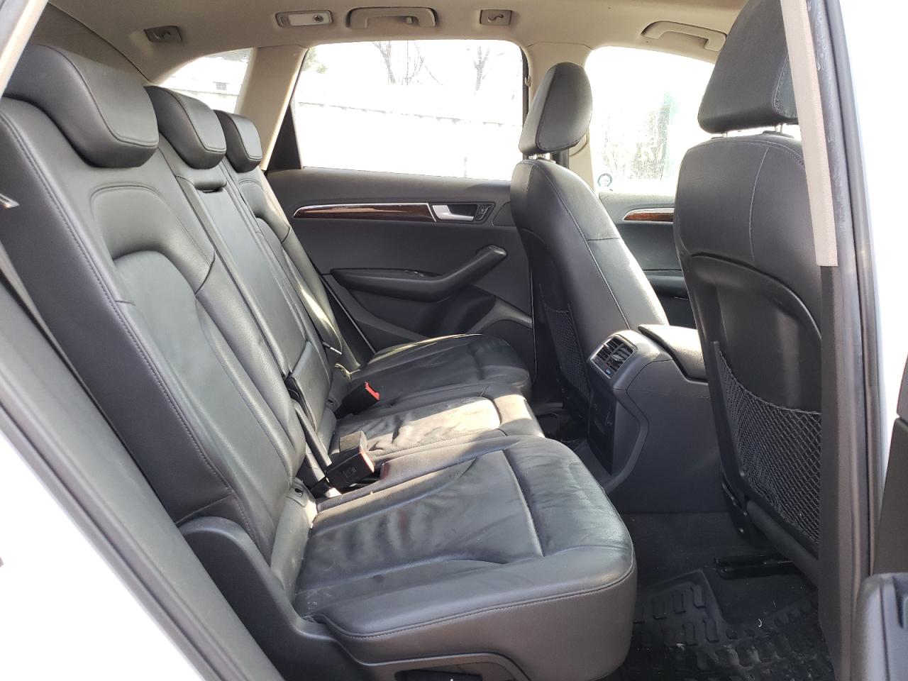 Photo 6 from auction – 2010 AUDI Q5 PREMIUM with VIN WA1LKCFP6AA092699