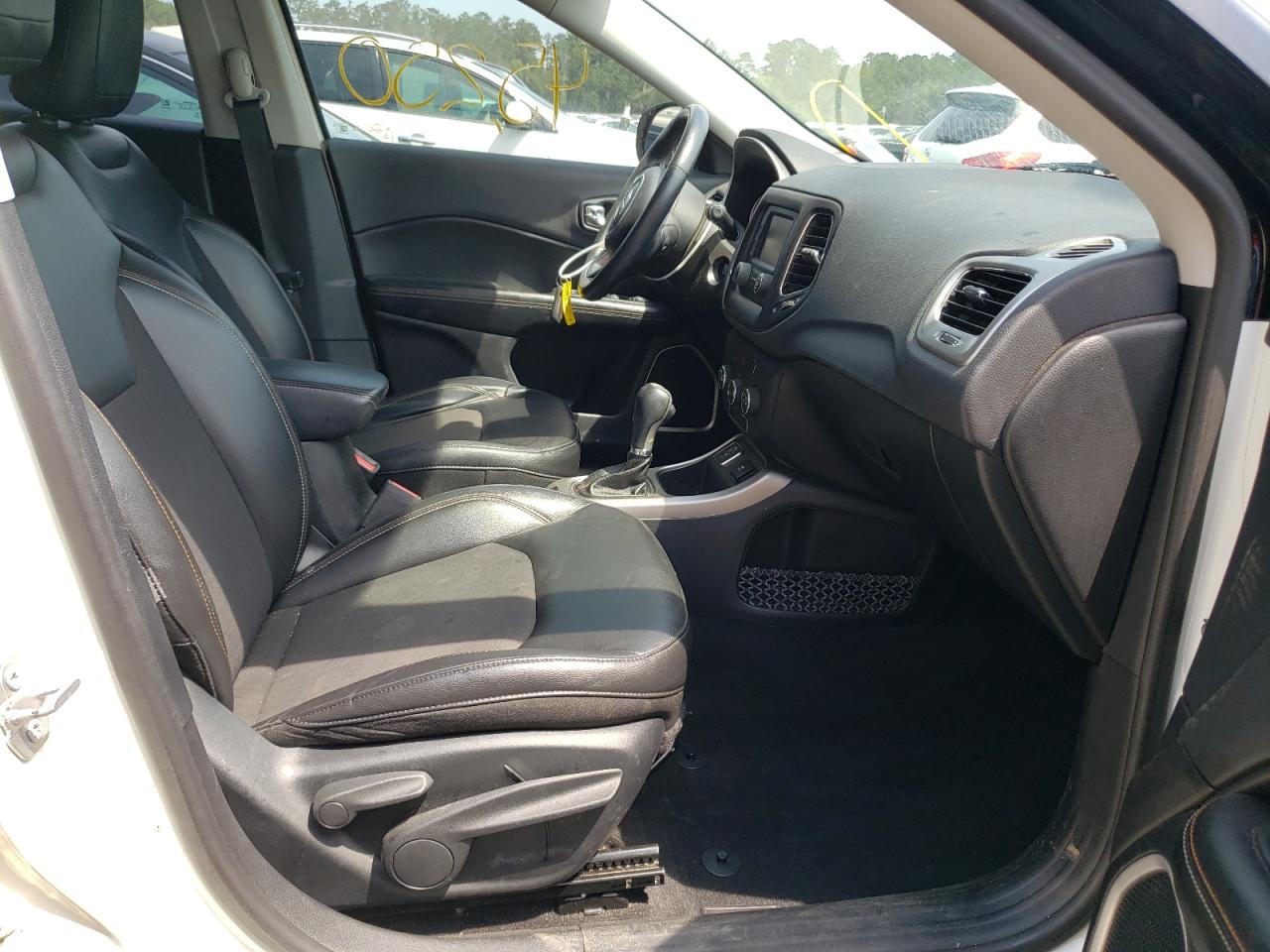 Фото 5 с аукциона – 2018 JEEP COMPASS LA с VIN 3C4NJCBB0JT248059