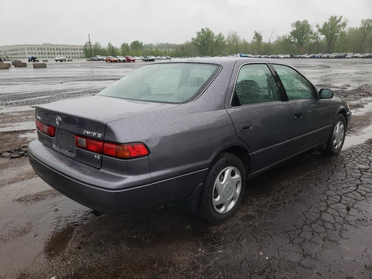 Photo 4 from auction – 1997 TOYOTA CAMRY LE with VIN JT2BF22K6V0078963