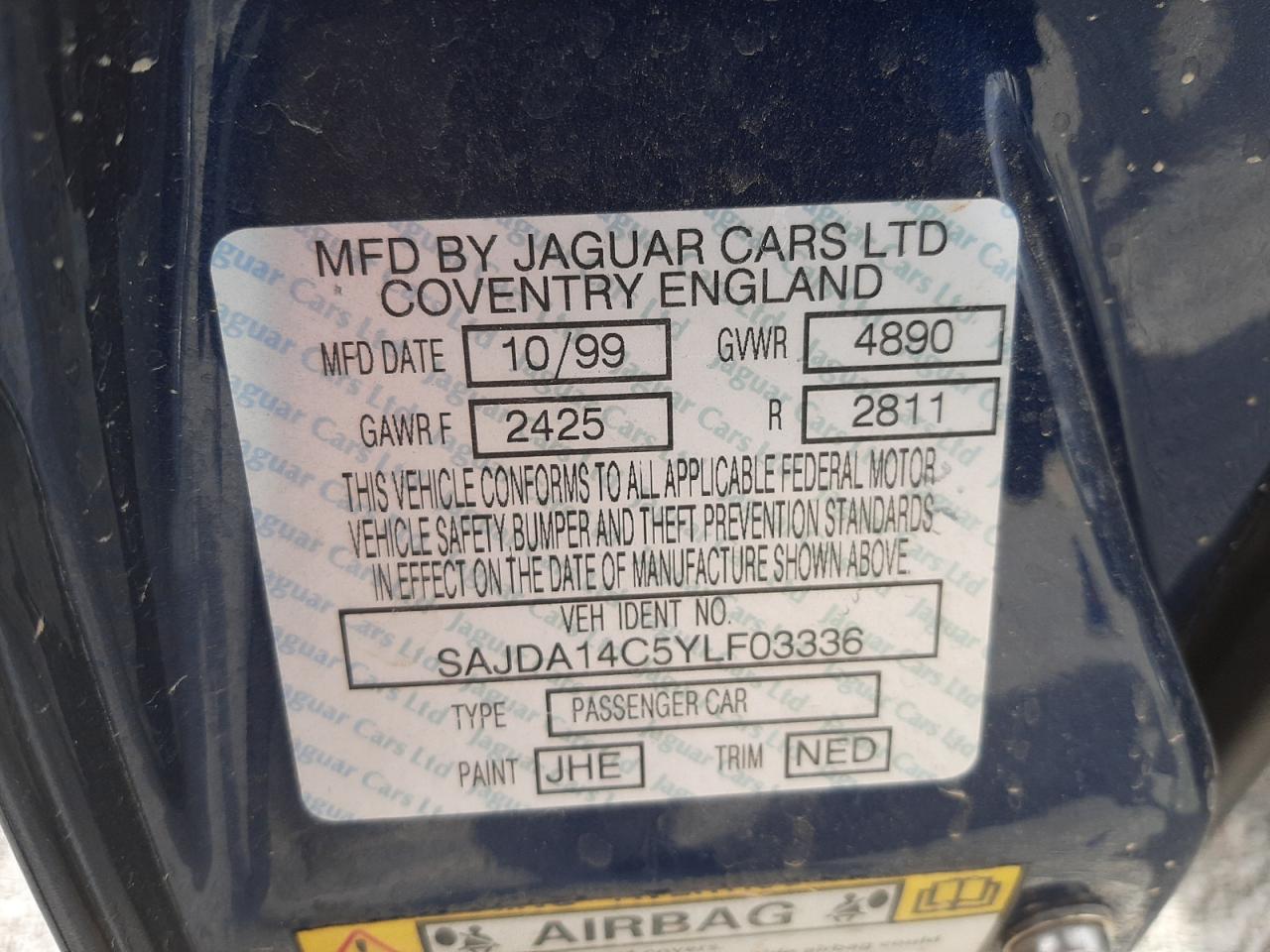 Photo 10 from auction – 2000 JAGUAR XJ8 with VIN SAJDA14C5YLF03336