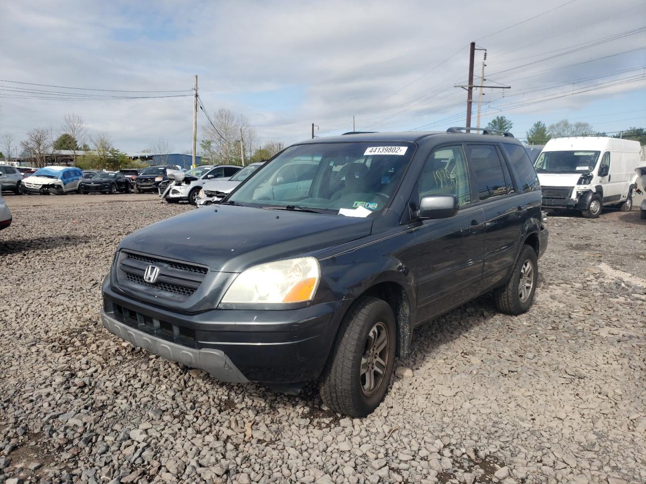 Photo 2 from auction – 2003 HONDA PILOT EX with VIN 2HKYF18433H622615