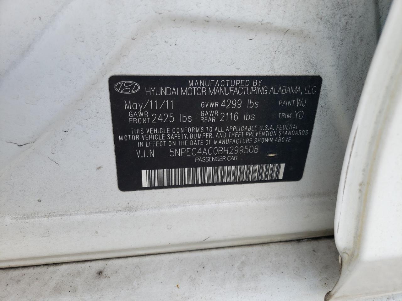 Photo 10 from auction – 2011 HYUNDAI SONATA SE with VIN 5NPEC4AC0BH299508