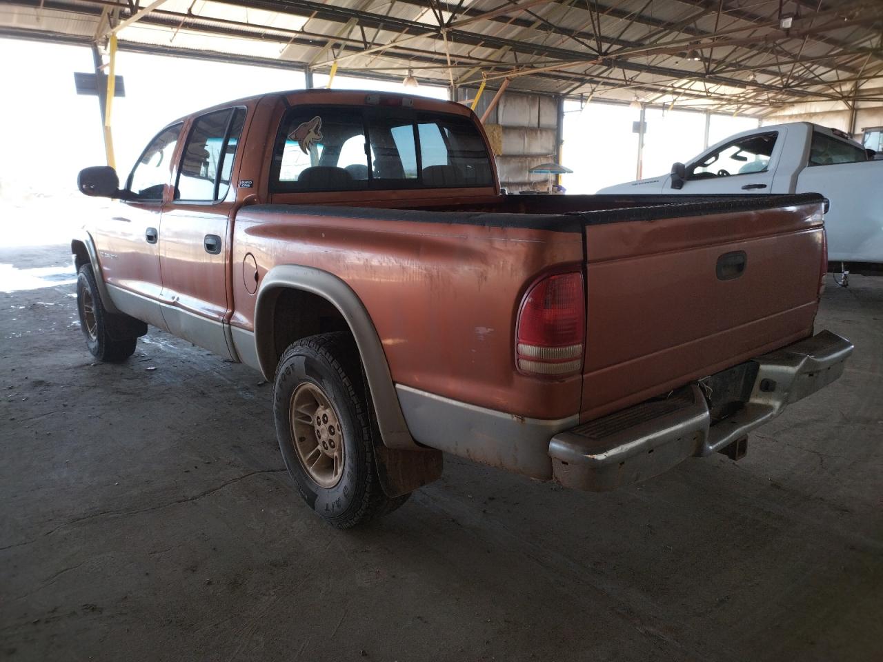 Photo 3 from auction – 2000 DODGE DAKOTA with VIN 1B7GG2AN5YS733175
