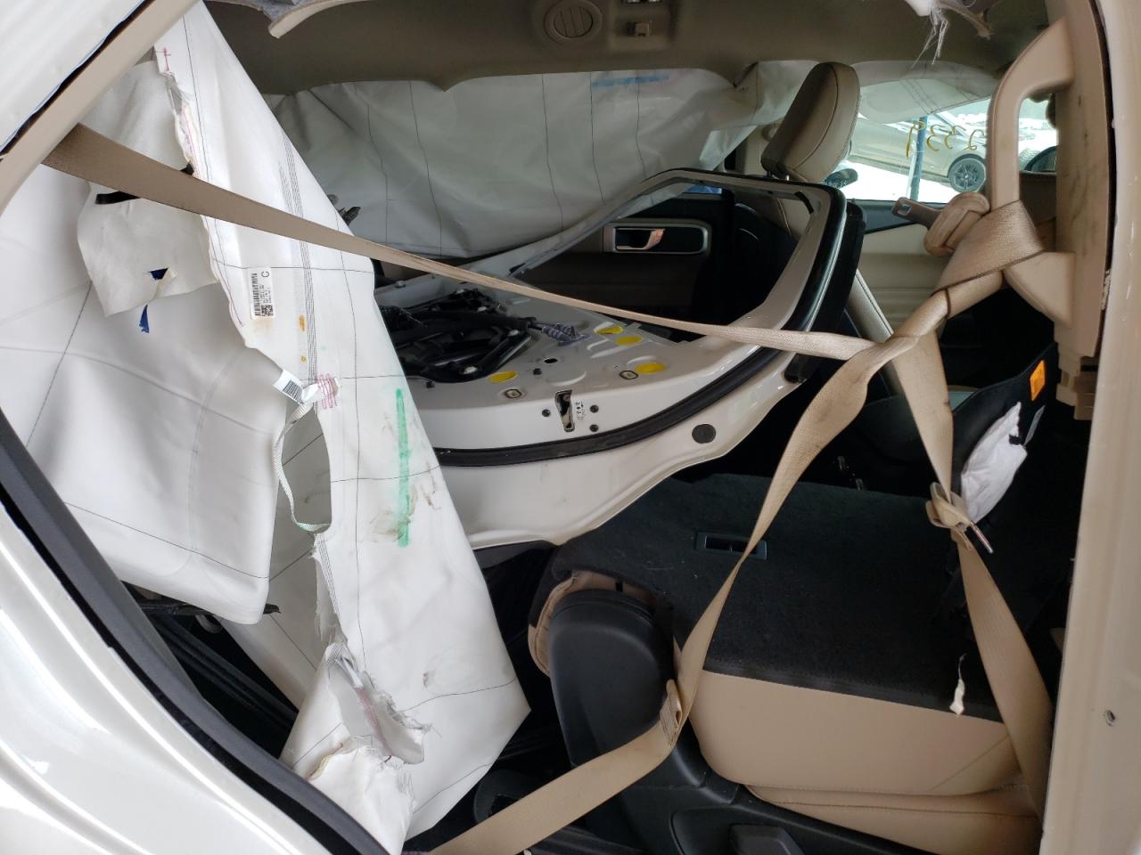 Photo 6 from auction – 2020 FORD EXPLORER X with VIN 1FMSK8DH4LGB18514