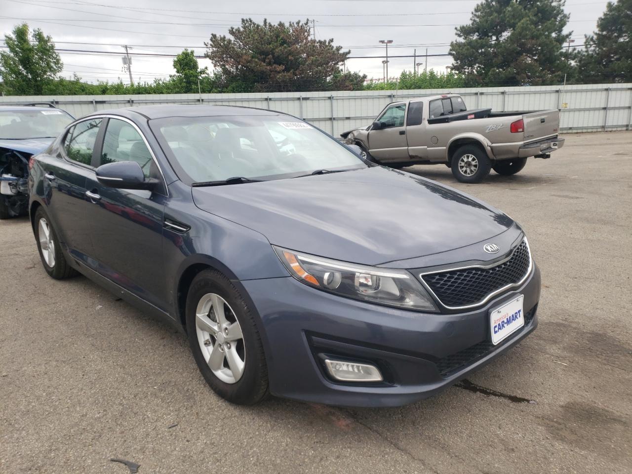 KIA OPTIMA LX 2015 with VIN KNAGM4A77F5597971 - Photo from auction