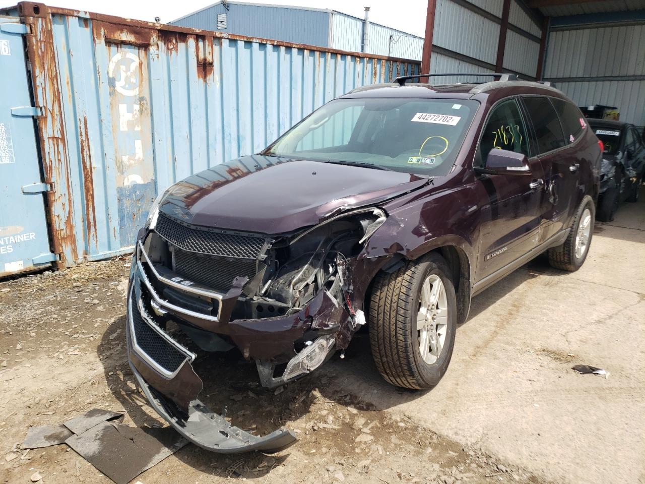 Photo 2 from auction – 2010 CHEVROLET TRAVERSE L with VIN 1GNLVGED8AS101013