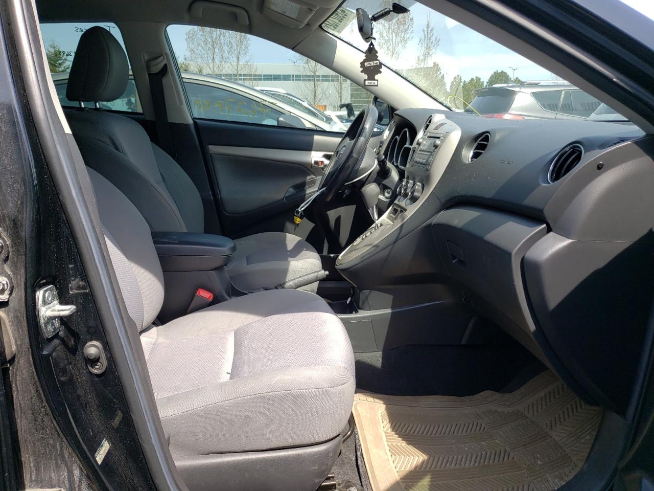 Photo 5 from auction – 2010 TOYOTA COROLLA MA with VIN 2T1KE4EE1AC032310