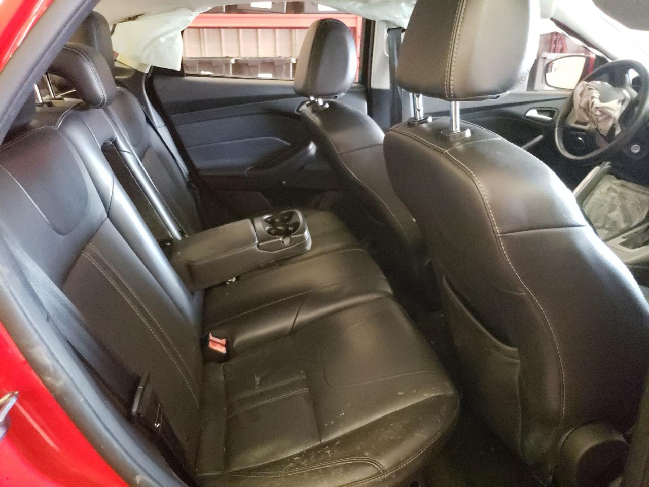 Photo 6 from auction – 2013 FORD FOCUS with VIN 1FADP3F28DL285354
