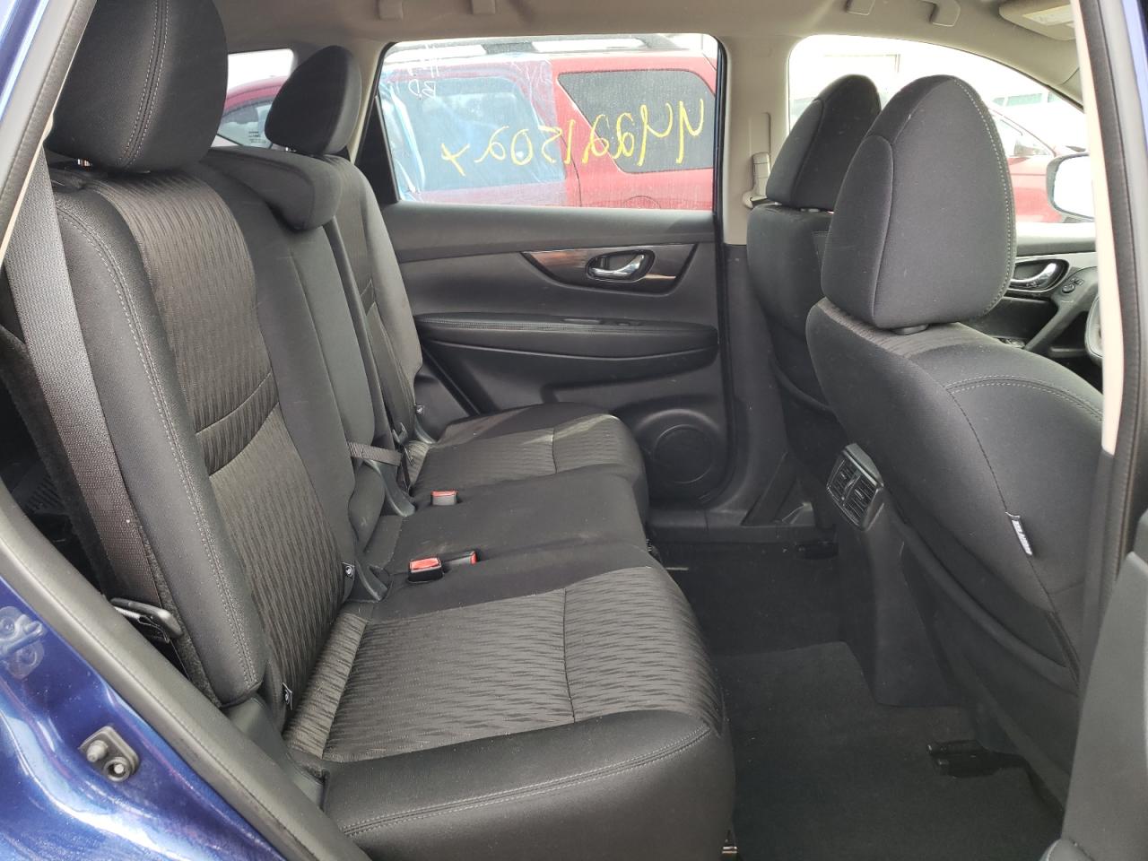 Photo 6 from auction – 2018 NISSAN ROGUE S with VIN 5N1AT2MV3JC791696