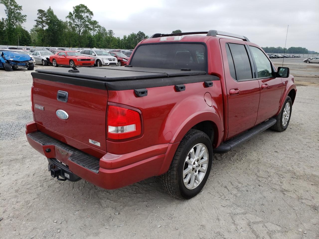 Photo 4 from auction – 2007 FORD EXPLORER S with VIN 1FMEU33827UA32105