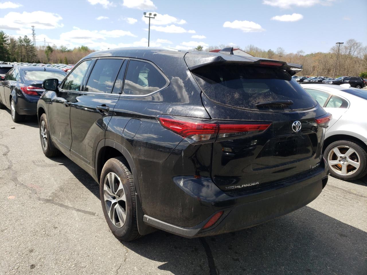 Photo 3 from auction – 2021 TOYOTA HIGHLANDER with VIN 5TDGZRBH8MS089914